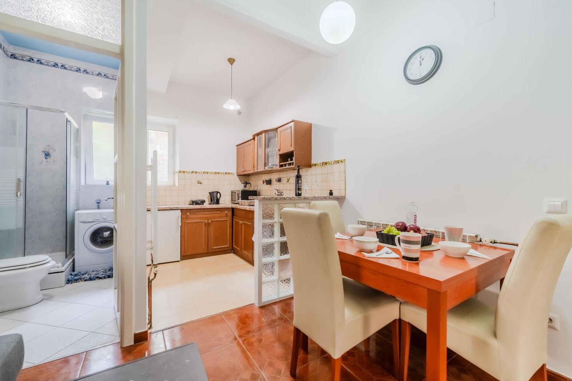 Work And Play Apartment ซาเกร็บ ภายนอก รูปภาพ