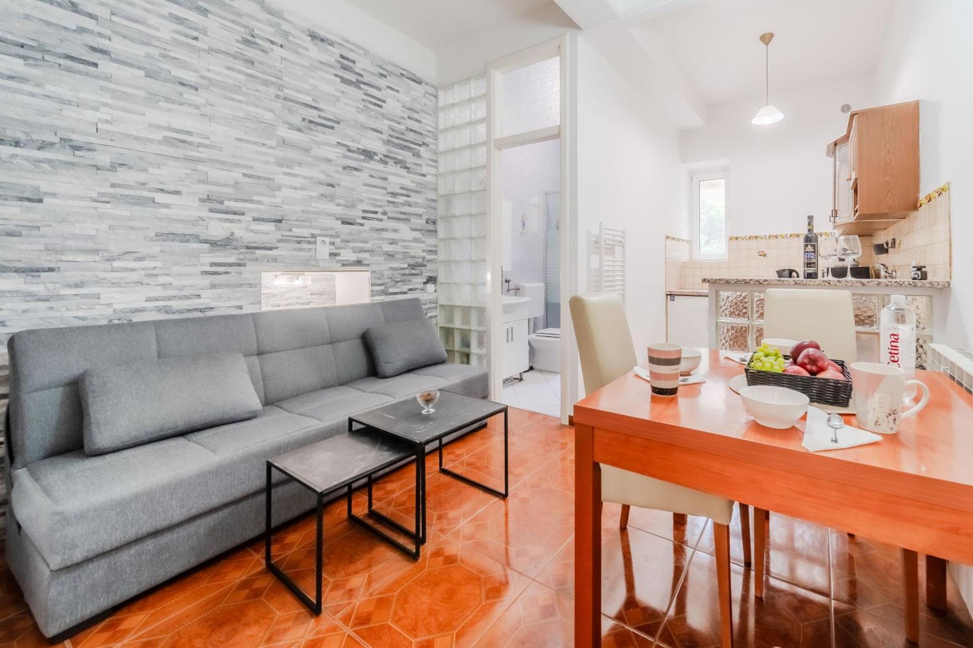 Work And Play Apartment ซาเกร็บ ภายนอก รูปภาพ